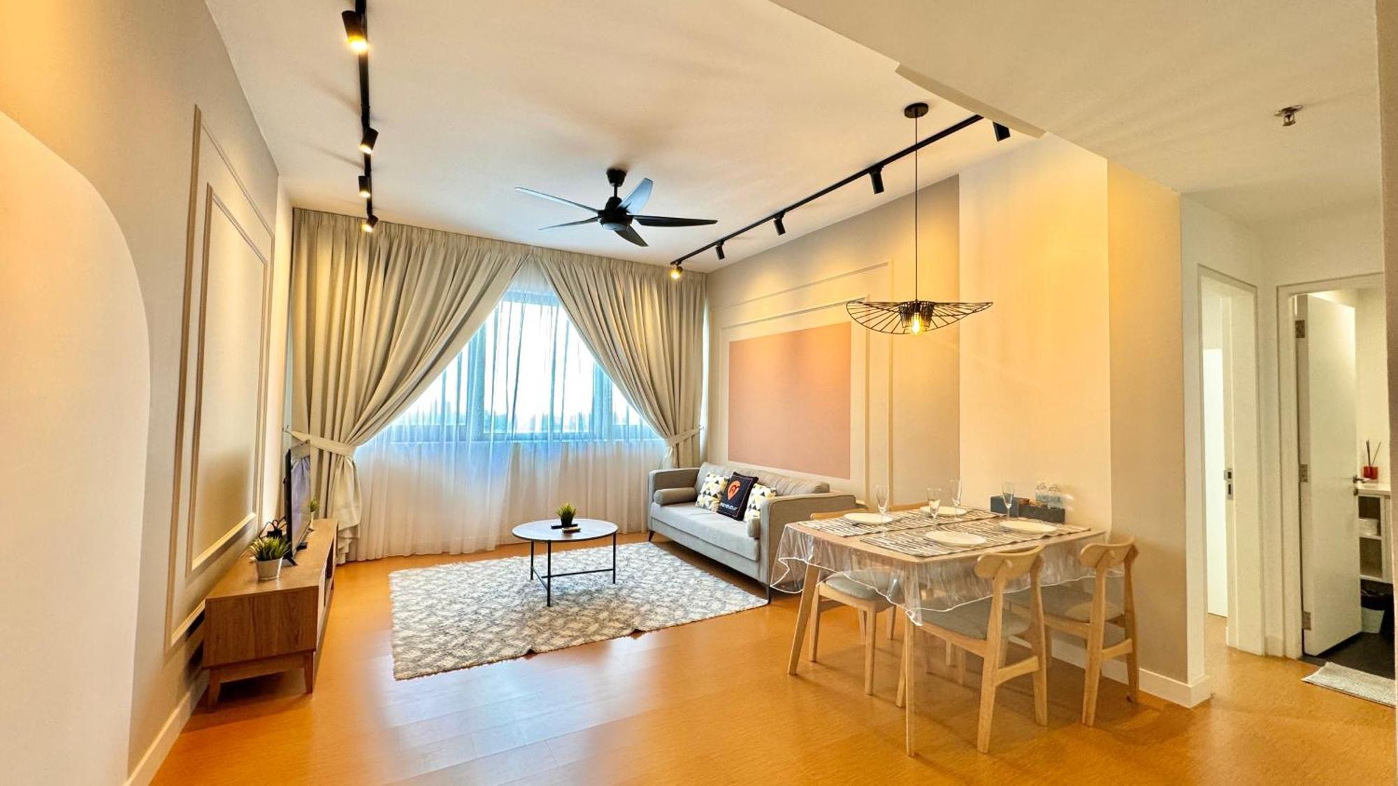 Apartment Manatidur@the Hub Ss2 *