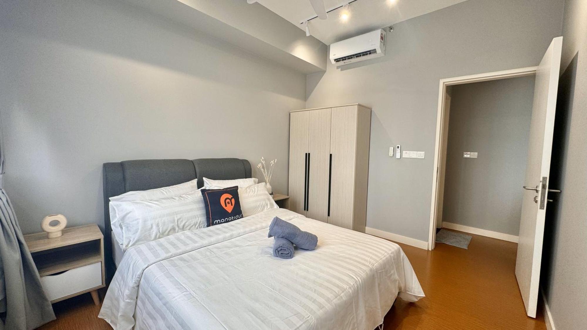 Apartment Manatidur@the Hub Ss2 *